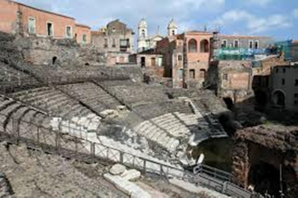 Lanza 2* Catane